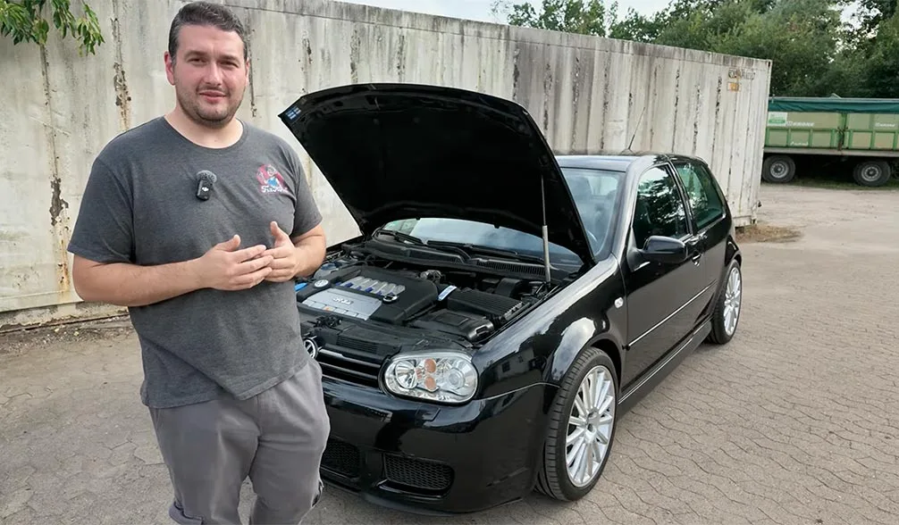 VW Golf 4 R32 with the hood open
